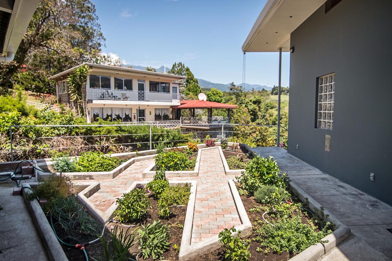 Апартаменты Casa Ejecutiva Бокете Экстерьер фото